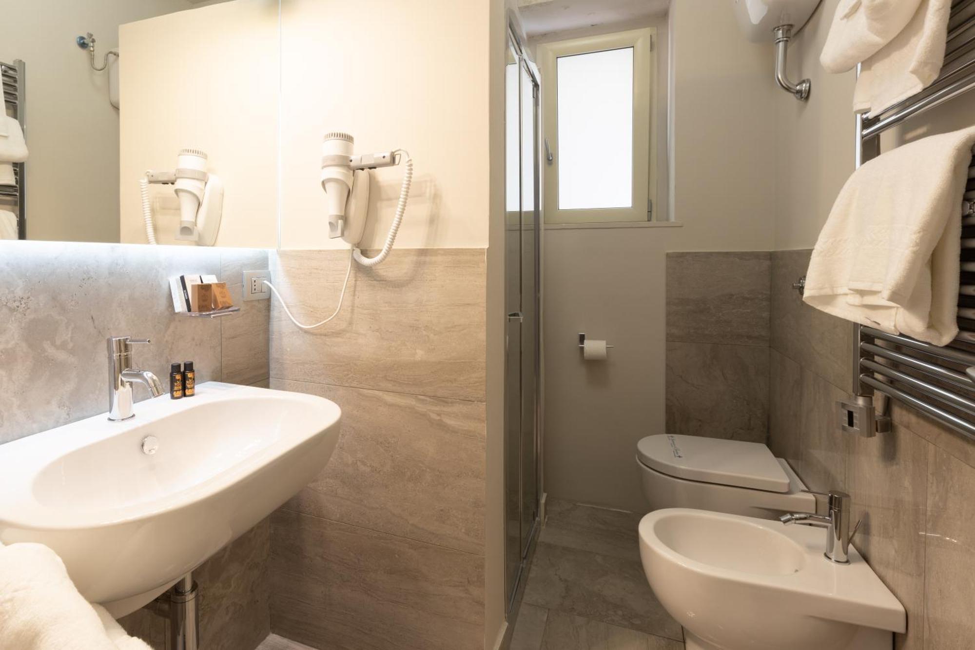 I 4 Elementi Hotel Napoli Ngoại thất bức ảnh